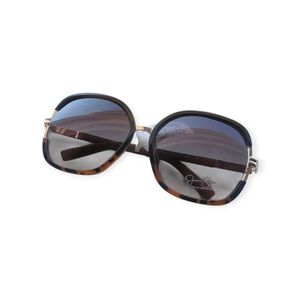Jessica Simpson Tortoise Style Sunglasses